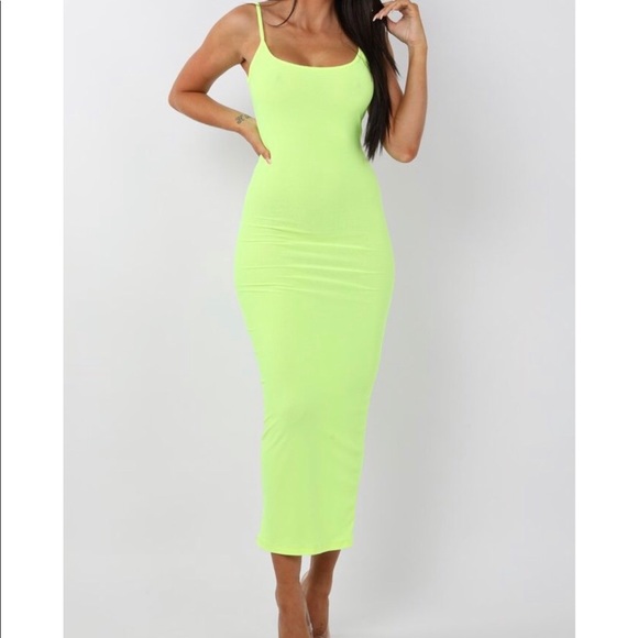 green bodycon maxi dress